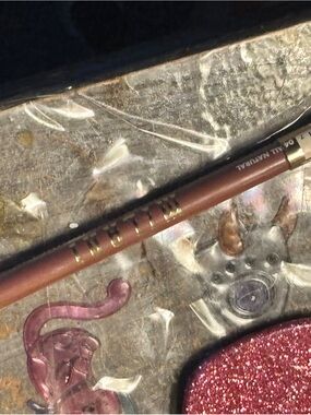 Mailanni lip Pencil in Metallic Brown& reddish pink color